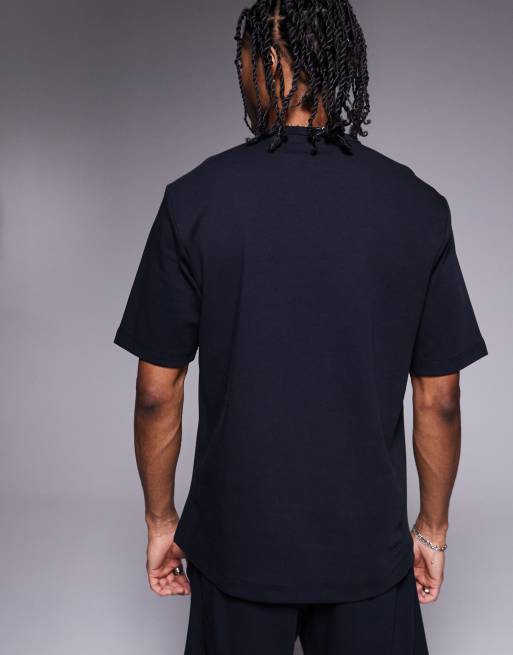 River Island Luminis t-shirt in black (part of a set), 3 of 4