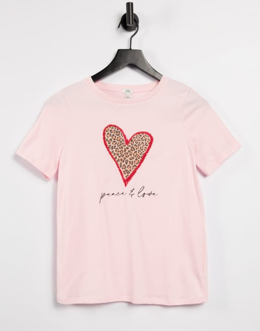 River Island - Lyserød t-shirt med leopardmønstret hjertegrafik