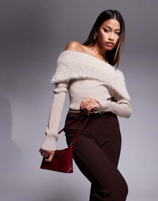 River Island - Maglione color visone con scollo alla Bardot e dettaglio soffice