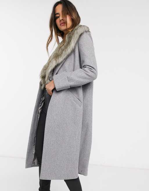 Manteau gris 2025 avec fourrure