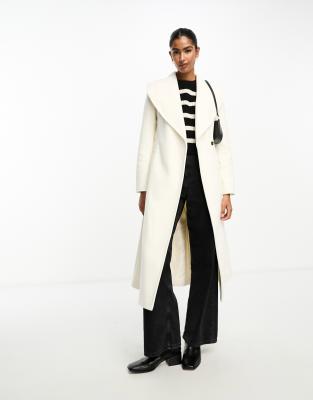 River Island Manteau cintre a la taille avec col chale Creme ASOS