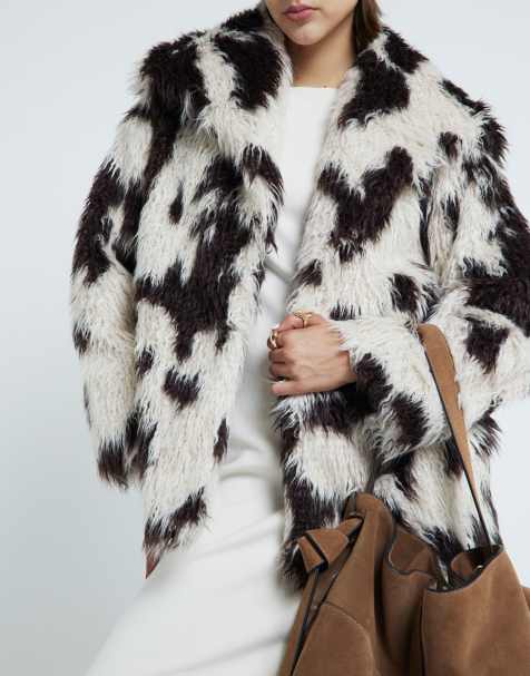 River Island - Manteau fausse fourrure à imprimé vache - Crème - view 1