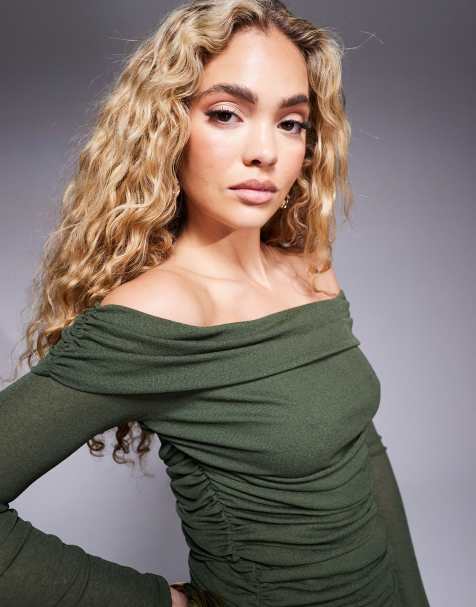 River Island – Marszczony top z dekoltem bardot w kolorze khaki - view 1