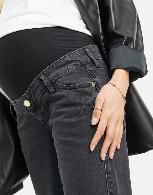River Island Maternity - Carrie - Mom jeans comodi e modellanti con fascia per il pancione, colore nero, 3 di 4
