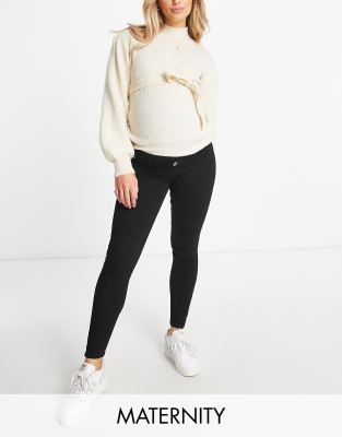 River Island Maternity - Molly - Jeans in Schwarz mit engem Schnitt und Überbauchbund