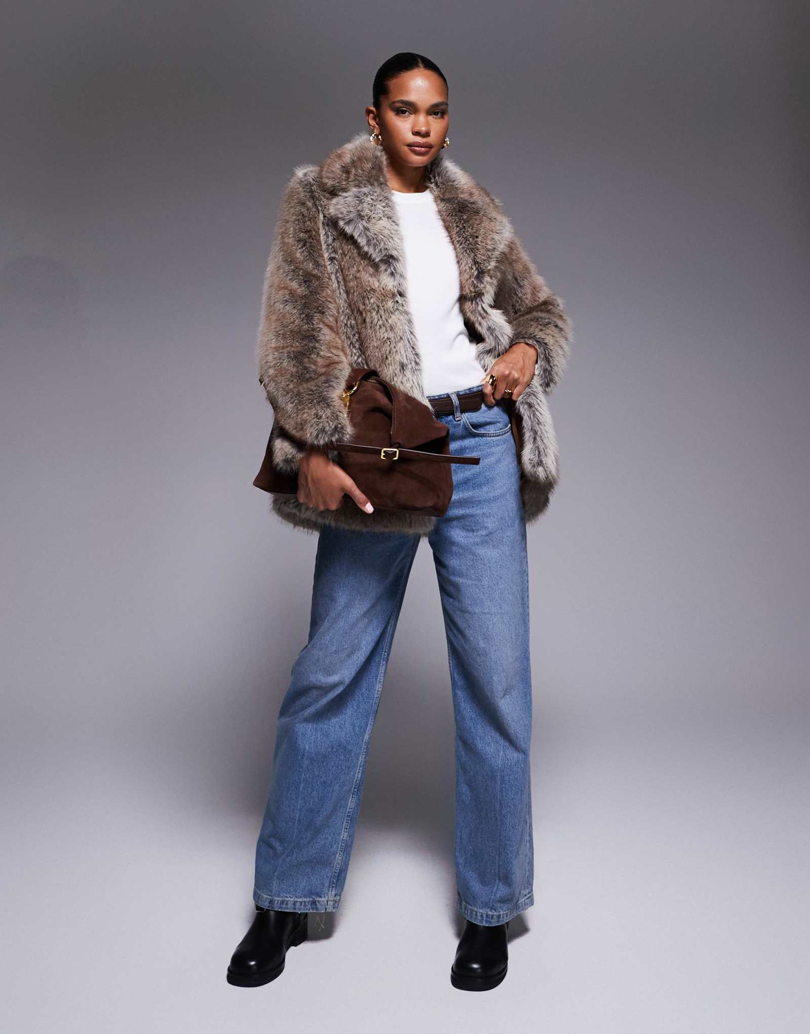 Пальто из искусственного меха средней длины River Island темно-коричневого цвета