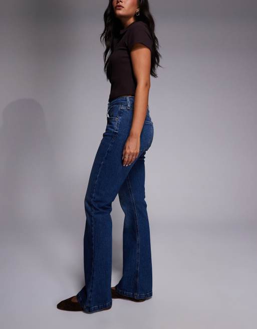 River Island mid rise bootcut flared jeans in medium denim, 2 of 5