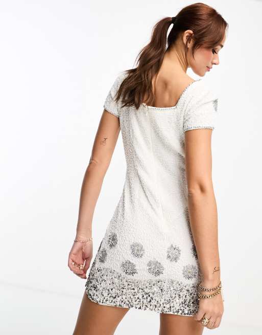 River Island – Minikleid in Weiß mit Paillettenbesatz und Stern-Details, 2 von 4
