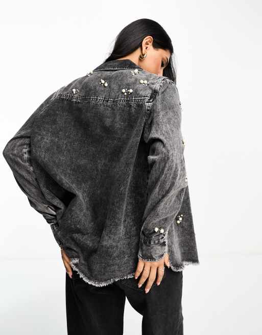 River Island – Mit Perlen verziertes Jeanshemd in gewaschenem Schwarz, 4 von 4