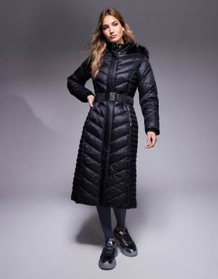 River Island - Mittellange Steppjacke in Schwarz