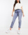Thumbnail 1 van 5