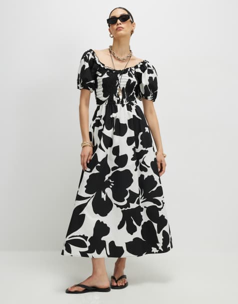 River Island Monochrome floral shirred midi dress in white - view 1