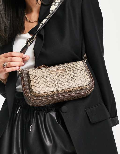 River Island - Crossbody tas in wit met monogram in reliëf