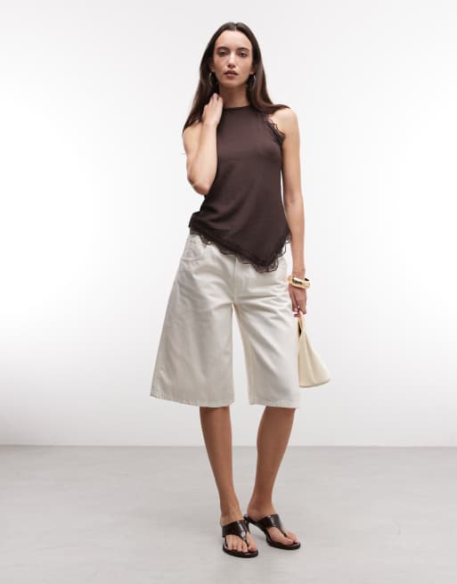 River Island – Mörkbrun, texturerad topp med halterneck och spetskant, 2 av 4