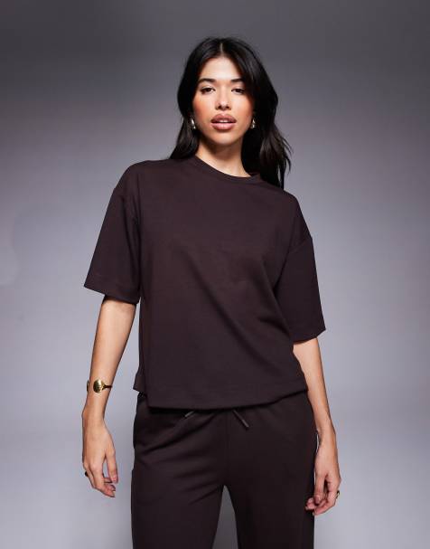 River Island - Mørkebrun T-shirt i firkantet pasform - view 1