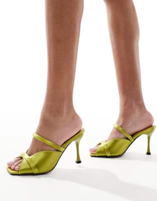 River Island - Mules aus Satin in Limettengrün mit Absatz