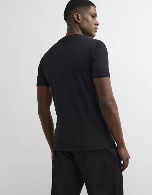 River Island Muscle fit cotton blend stretch t-shirt in black, 4 of 4