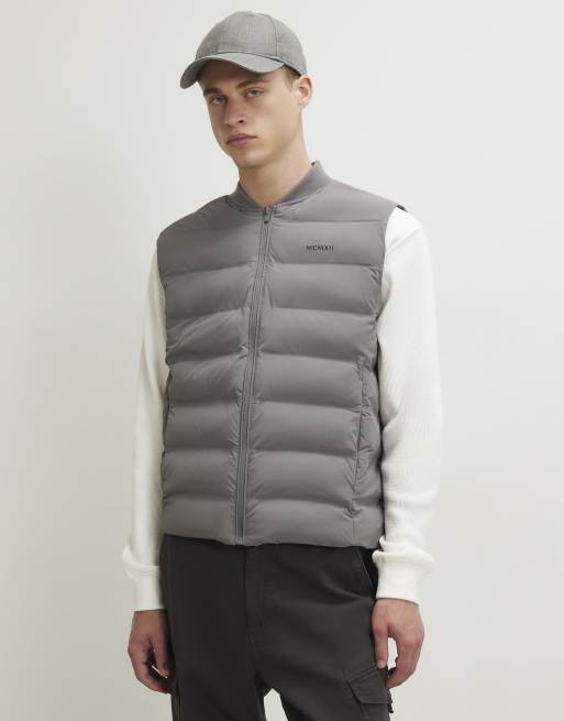 River Island Muscle fit mcmxii gilet in grey, 2 of 4