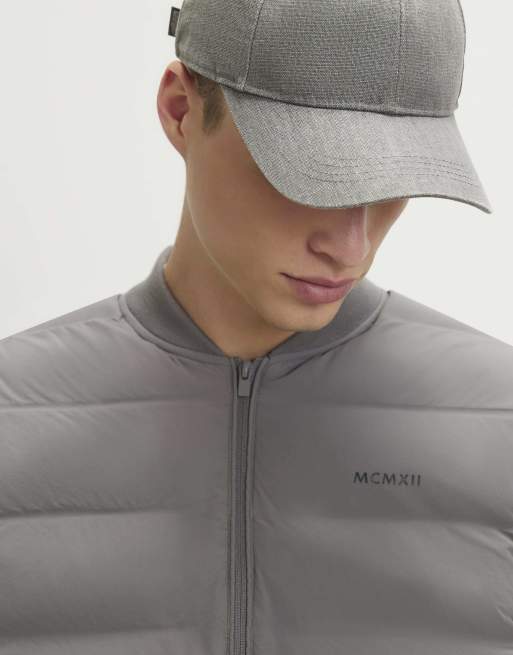 River Island Muscle fit mcmxii gilet in grey, 3 of 4