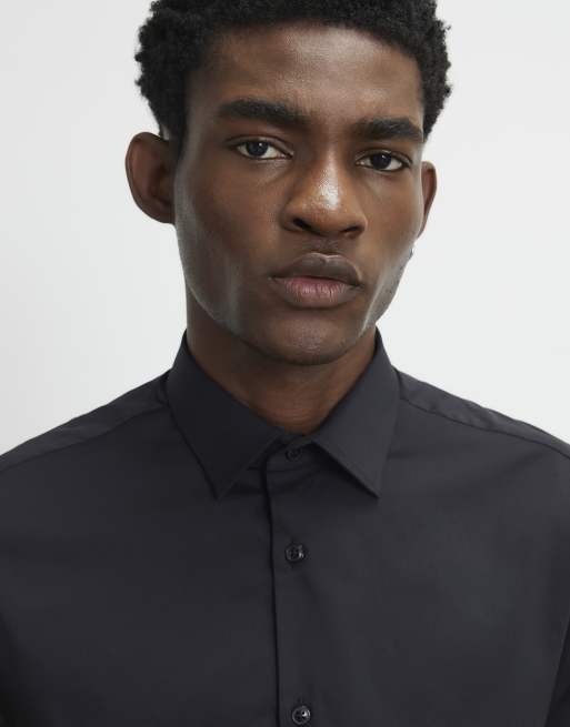 River Island Muscle fit short sleeve shirt in black, 3 of 4