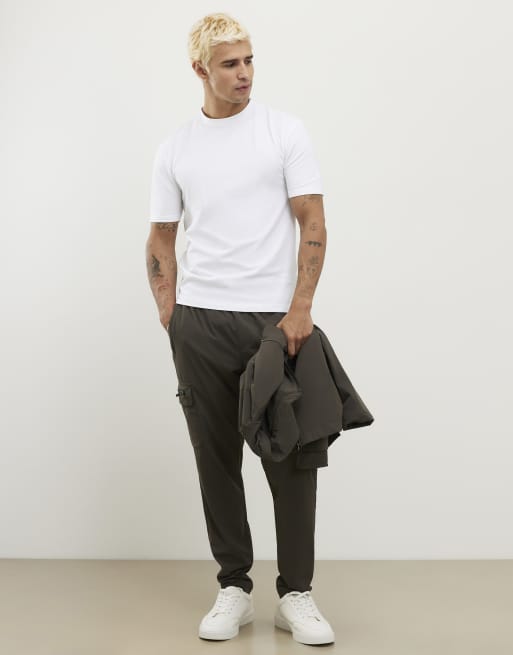 River Island Muscle fit stretch t-shirts 3 pack in white, 3 of 4