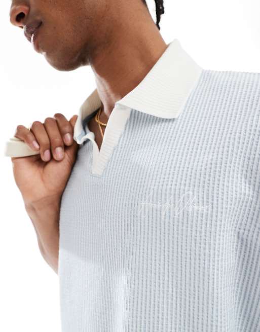 River Island open collar polo in blue seersucker, 3 of 4
