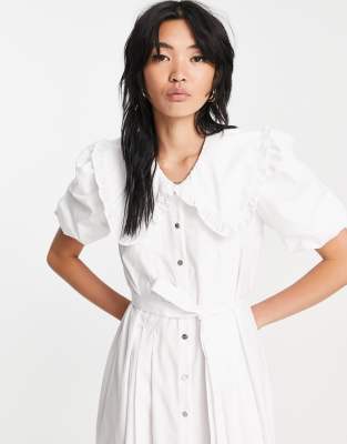 extended collar dress shirt