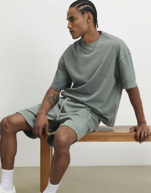 River Island Oversized cotton t-shirt & shorts set in green , 3 of 4