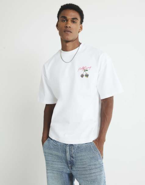 River Island Oversized fit racing cherry t-shirt in white - view 1
