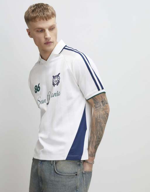 River Island Oversized stripe football polo shirt in white, 3 of 4