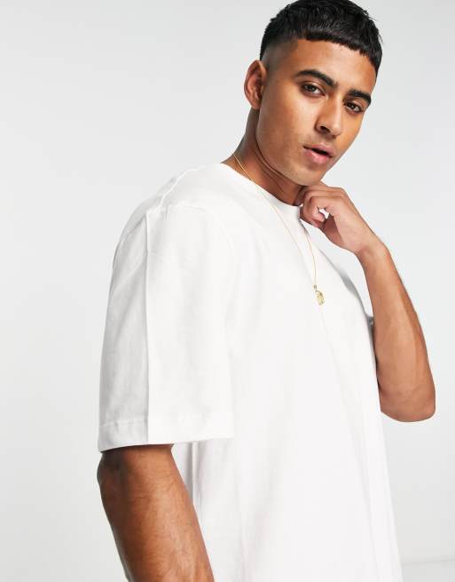 River Island oversized t-shirt in white, 3 of 4