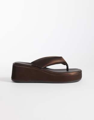 River Island Padded Platform Flip Flops In Brown