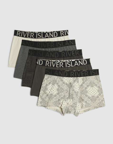 River Island Paisley bandana print pack of 5 trunks in black - view 1