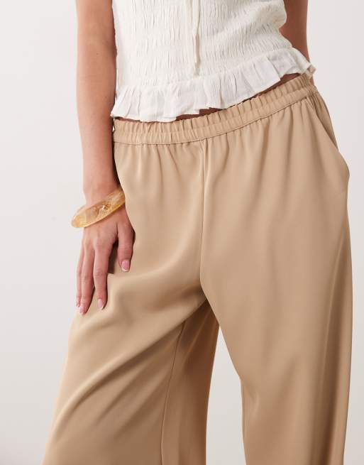 River Island - Pantalon large en crêpe doux à taille élastique - Marron, 3 de 5