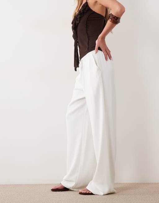 River Island - Pantalones color crema de pernera ancha con cinturilla elástica de crepé suave, 2 de 5