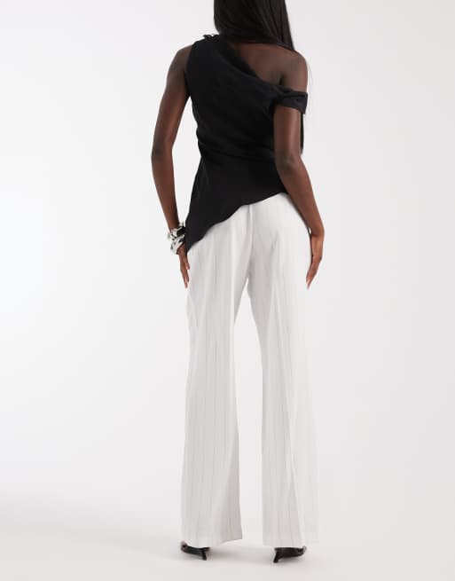 River Island - Pantalones de sastre color crema de pernera ancha con raya diplomática, 3 de 5