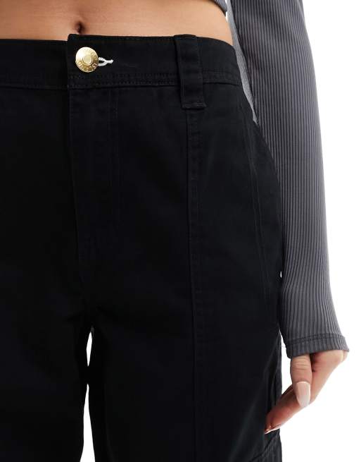 River Island - Pantaloni cargo neri con cintura e polsino sul fondo, 4 di 5
