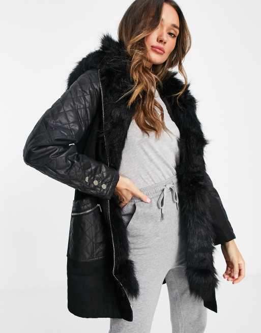River Island - Parka nero con fodera in pelliccia sintetica