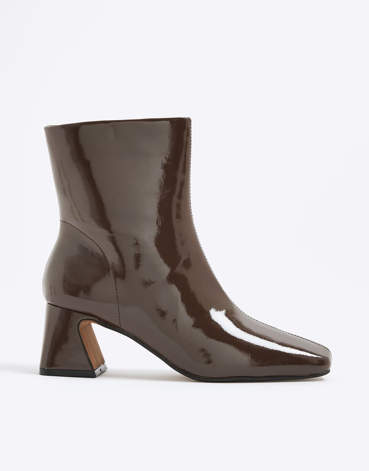 River Island Patent block heel ankle boots in brown - dark