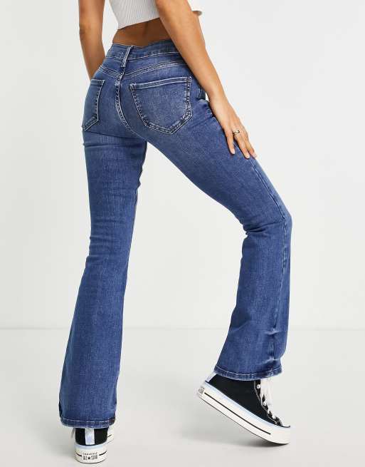 River Island Petite - Amelie - Jean évasé à taille mi-haute - Bleu moyen, 2 de 4