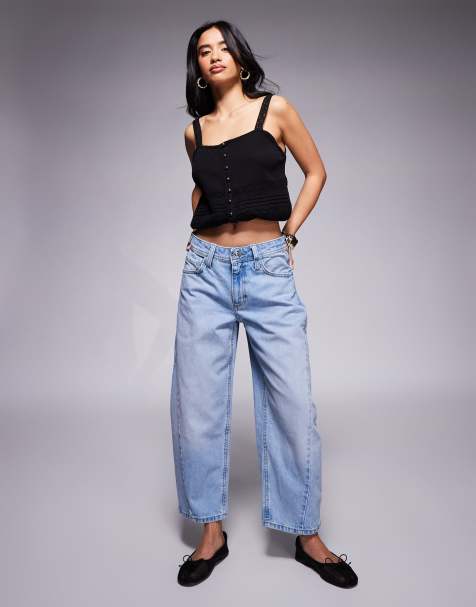 River Island Petite barrel jeans in lightwash blue - view 1