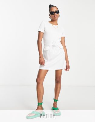 belted mini T-shirt dress in white