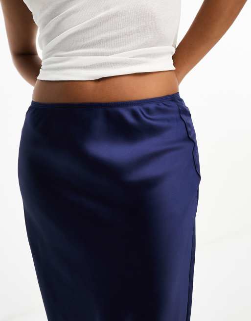 Navy skirt river clearance island