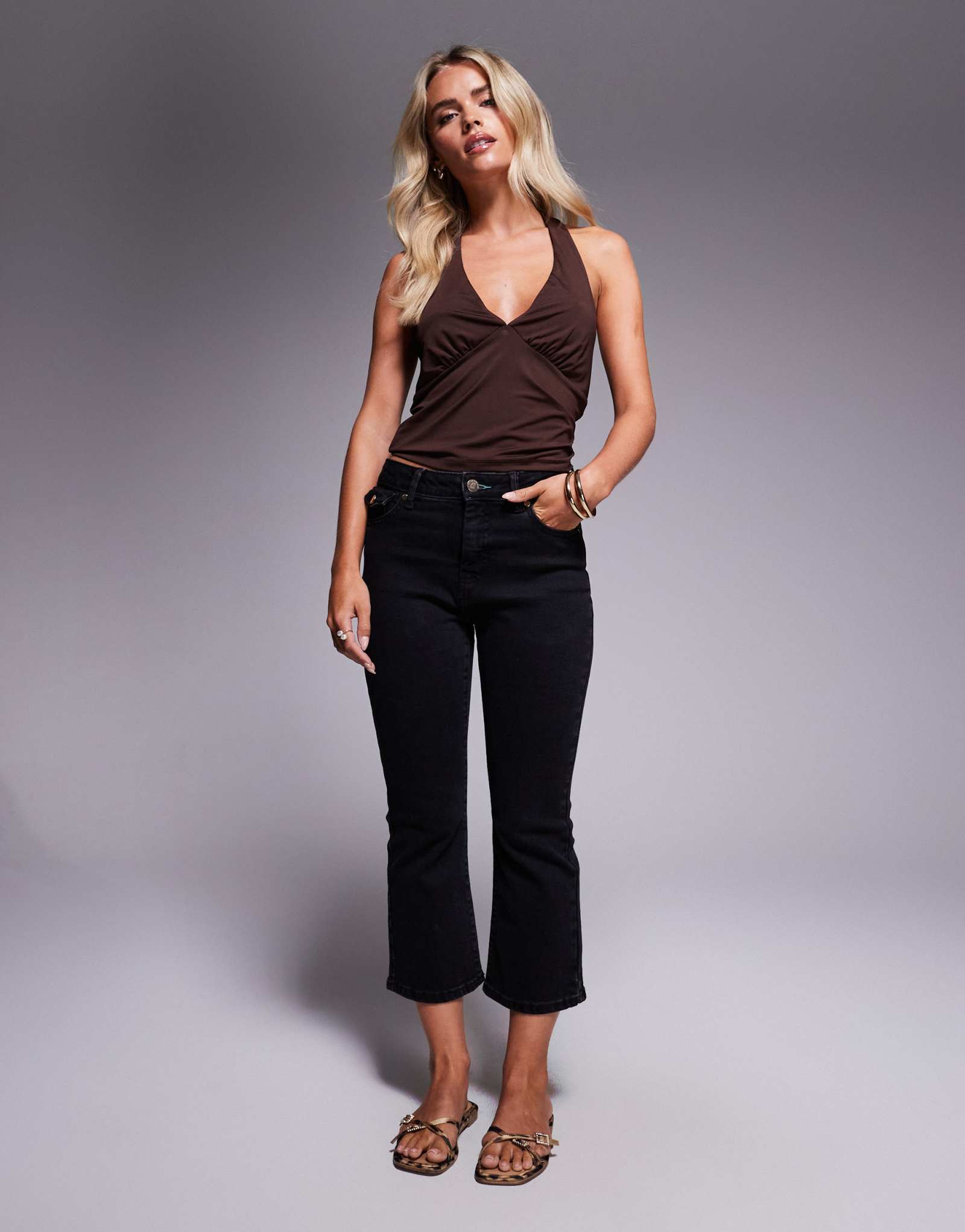 Джинсы River Island Petite с глубоким вырезом черного цвета