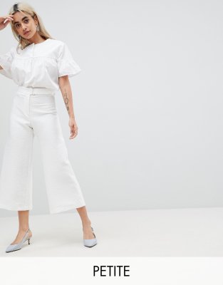 petite white cropped trousers