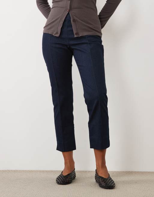River Island Petite denim capri pants in darkwash blue, 2 of 5