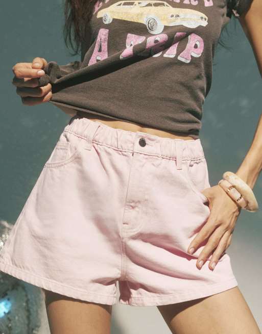 River Island Petite Elasticated denim shorts in pink, 3 of 4