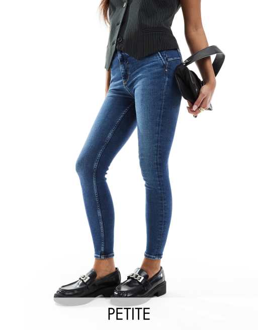 River Island Petite - Formgivende jeans i blå