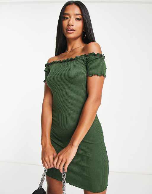 Off the shoulder hot sale lettuce edge dress