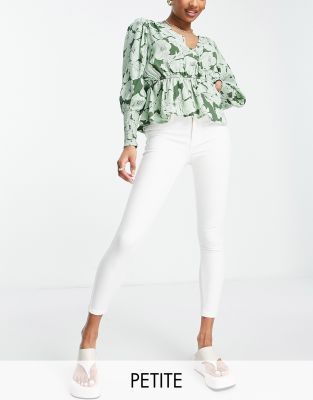 River Island Petite River Island Petite mid rise skinny jeans in white